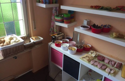 Elleringhausen Apartment | Zweitbettzimmer mit Dusche und WC