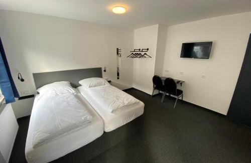 Pillig Hotel | Zzzimple - Staffless & Self Check-In