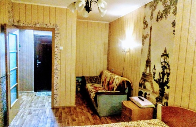 Алексеева 4