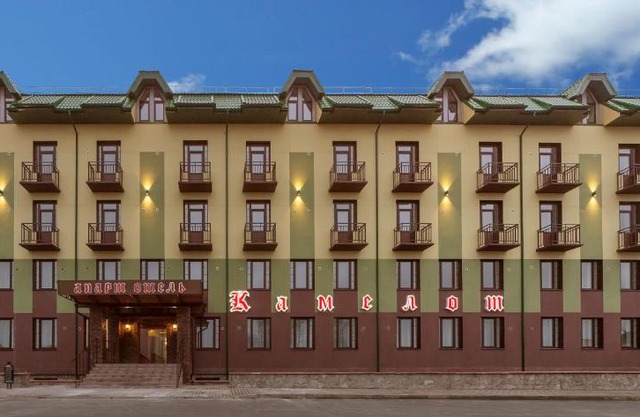 Апартаменты а отеле Камелот