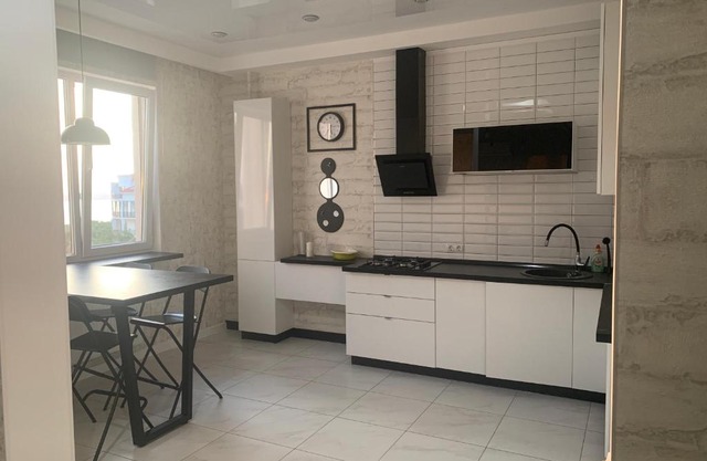 Апартаменты в Изумрудном