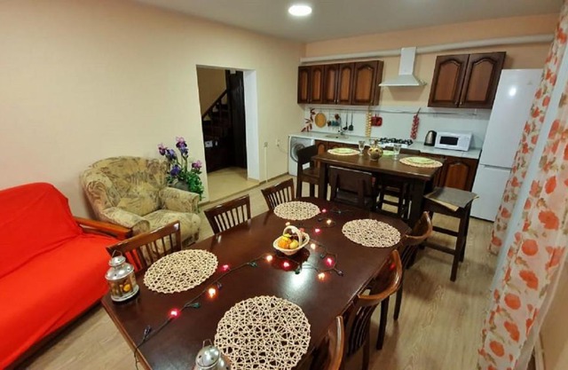 Апартаменты на Серова