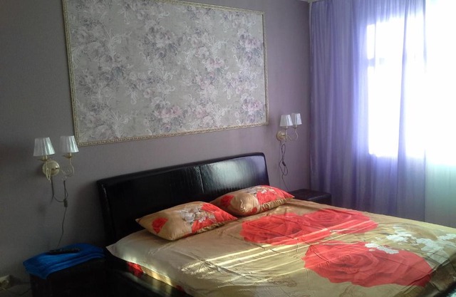 Апартаменты "СИЯЮЩИЕ ЗВЕЗДЫ"