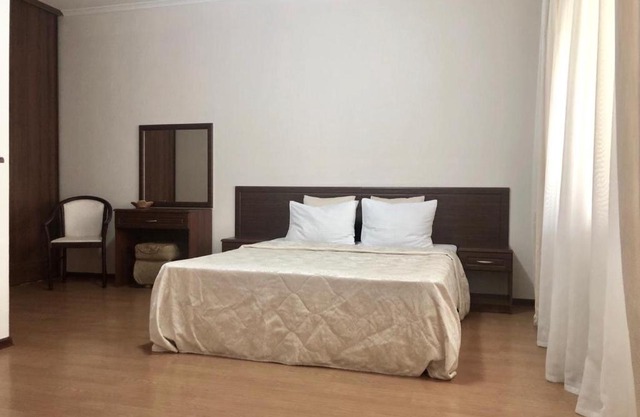 Апарт-комплекс " 7 ночей "