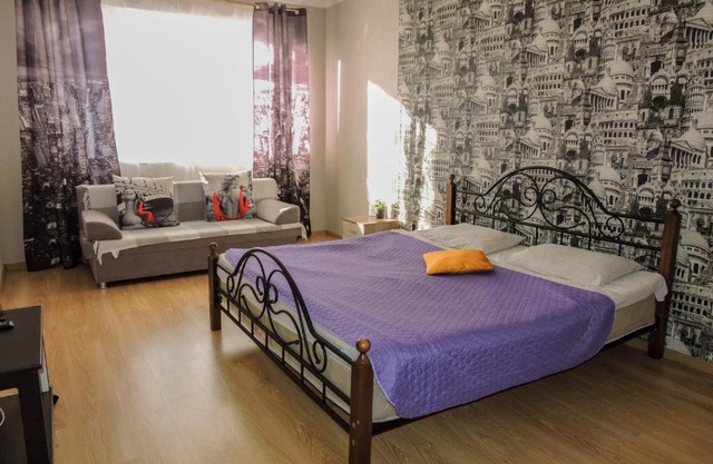 Будь как дома по улице Достоевского в районе ККБ-1