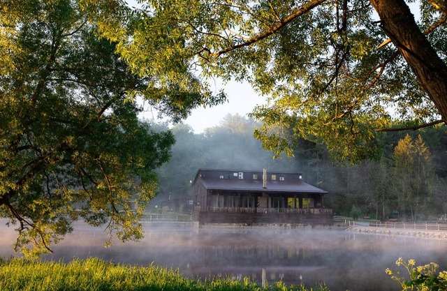 Загородный отель Just WOOD