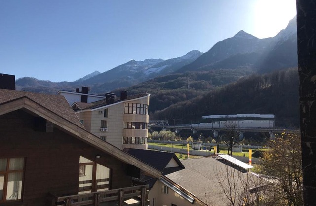 Квартира возле Розы Хутор