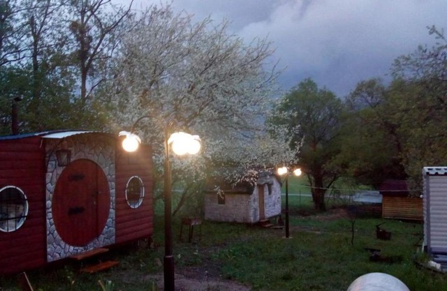 Кемпинг Вишневый сад