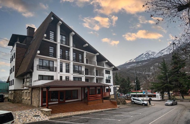 Лес-Forest Apart Hotel