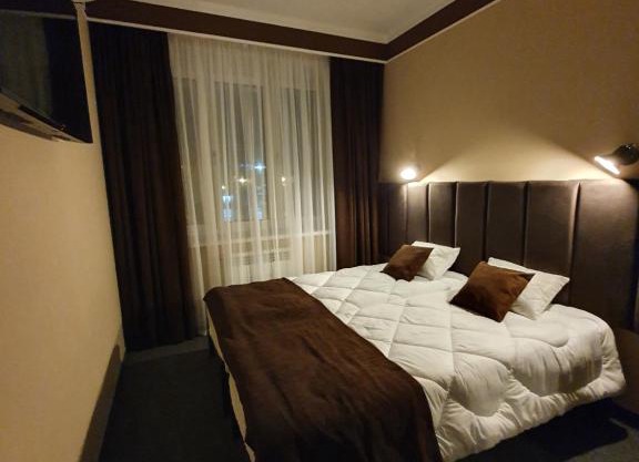 Отель Авиатор