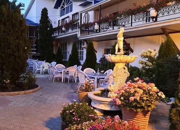 Отель "Ливадия"