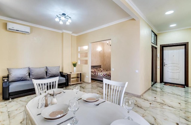 Просторная 1-ком квартира на проспекте Буденновский