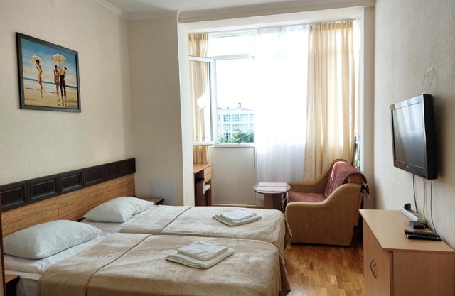 Солнечный берег Студия с видом на море