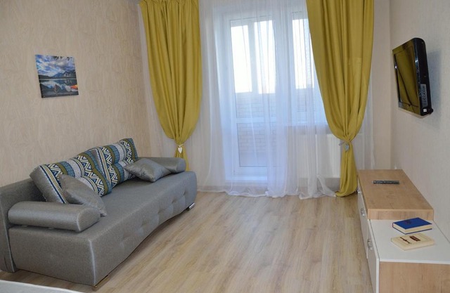 Строителей 2