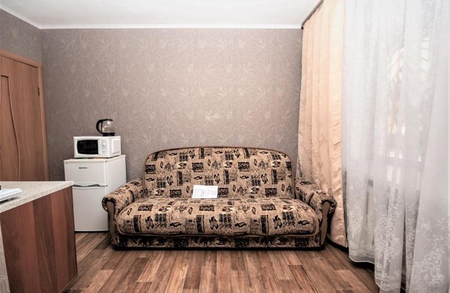 Студия рядом жд вокзал