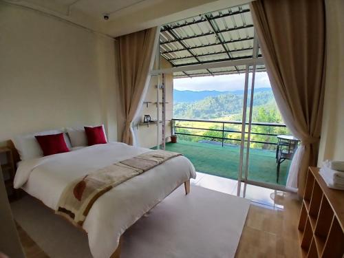 ดิ เอสเคป อินทนนท์ - The Escape Inthanon