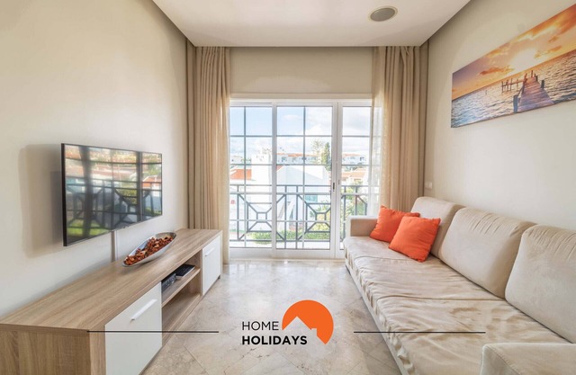 #013 Oliveira by Home Holidays