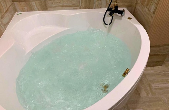 01411а Верхняя Торговая Residence Трехкомнатные апартаменты с Джакузи и Панорамным видом