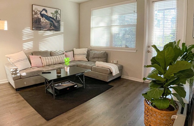 1 bedroom 1 bathroom cozy home