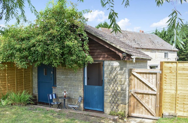 1 bedroom accommodation in Ningwood, near Yarmouth