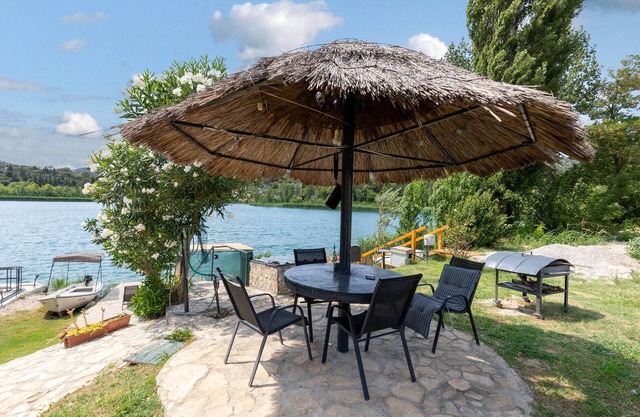 1 bedroom amazing apartment in Ploce