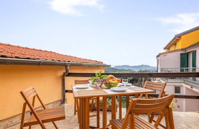 1 bedroom amazing home in Onzo