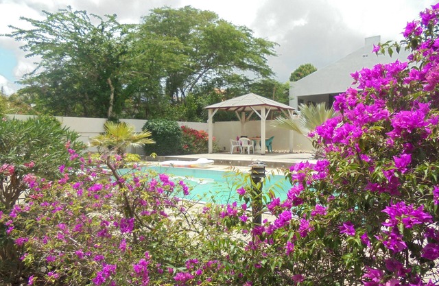 1 bedroom apartment near tourist area