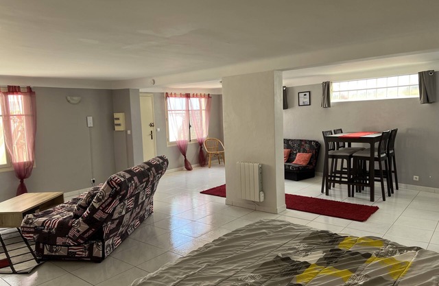 1 Bedroom Apartment in Le Cannet