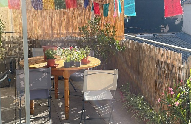 1 Bedroom Apartment in Pezenas