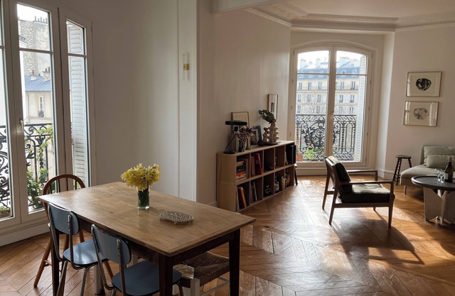 1 Bedroom apartment in the center of Paris, near Le Marais