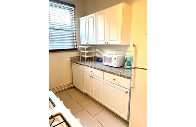 1-bedroom apartment just 16 minutes walk to Nationwide Arena
