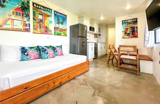 1 Bedroom APT 4A, Oceanview + Pool, Near Beach | @ Paradise Point Barbados