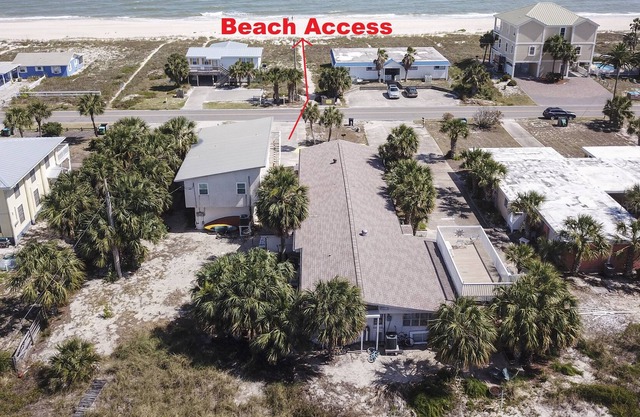 1 BEDROOM BUNGALOW WITH WATER VIEW 1ST TIER - SLEEPS UP TO 5 - PET FRIENDLY