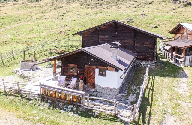 1 bedroom gorgeous home in Kolsassberg