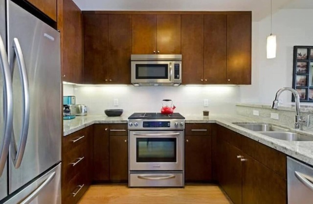 1 Bedroom near Hayes Valley with Rooftop Deck - San Francisco Life Real Estate