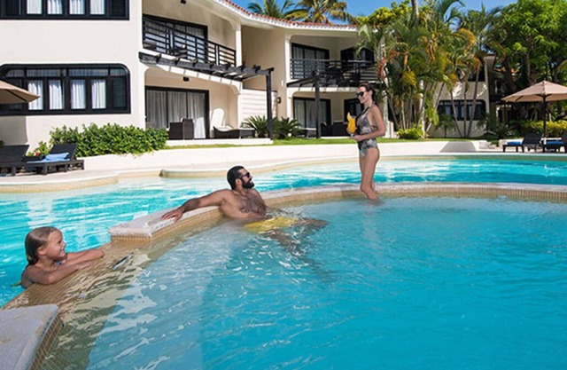 1 bedroom Royal Suite, Luxury Vacation, Puerto Plata, Airport Shuttle included