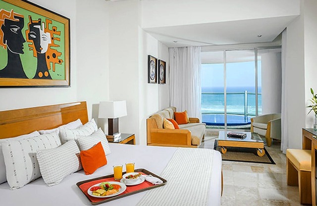 1 Bedroom within Grand Mayan - Vidanta Acapulco