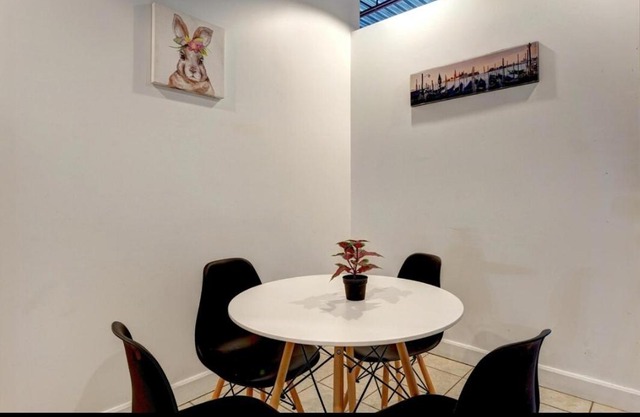 #1 - Big Loft - Plaza St-hubert