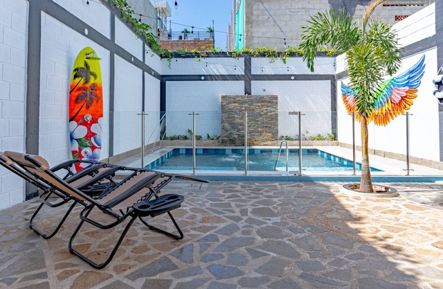 1. Executive, spacious and comfortable apartment.