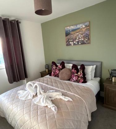 1 Great for Contractors 2BR Flat Near Harlow Station