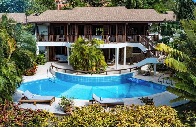 #1 in Grenada! PRIVATE 2-Acre Waterfront Retreat w/Tennis Court, Housekeeping!