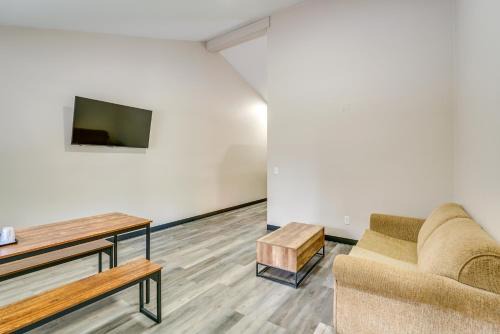 1 Mi to Lake Huron Waterfront Cozy Studio Apt