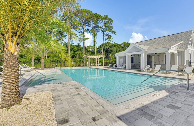 1 Mi to Sand & Surf: Townhome w/Pool in PCB!