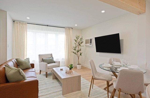 1 Min Walk to Bus Direct to NYC, Laundry, Parking, Modern, Newly Renovated