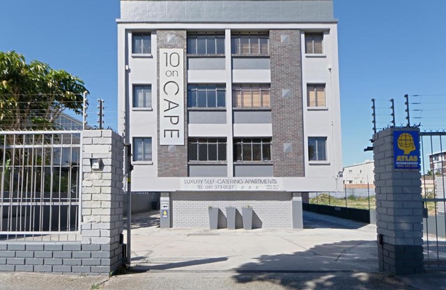 10 on Cape Self Catering Apartments