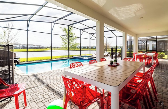 10BR Villa Near Disney & Universal Movie Magic