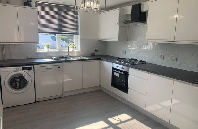 10min to Oxford - 3 Bedrooms - Sleeps 7 - Pets Ok