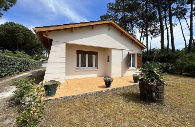 113 - Family house near the ocean