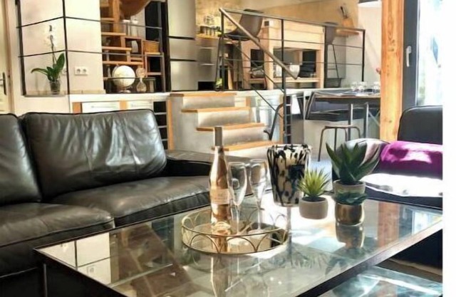 115m2 air-conditioned loft with indoor terrace