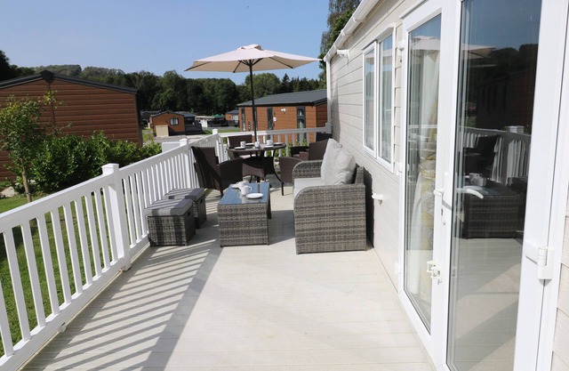 116 Woodpecker Lodge